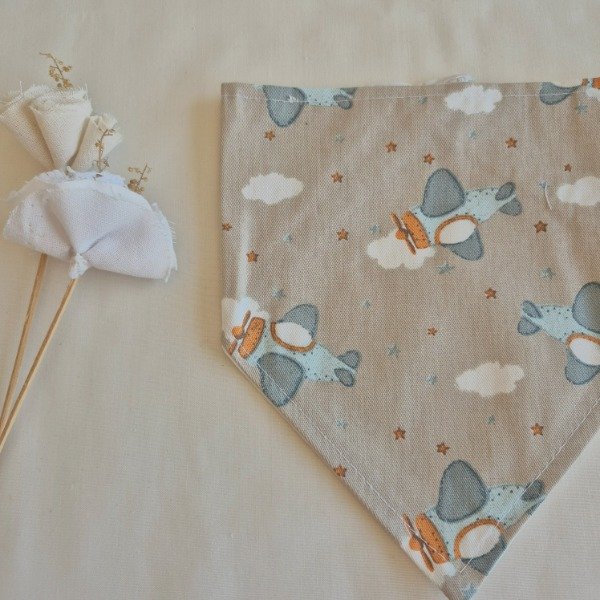 Producto - Babero bandana avioneta natural