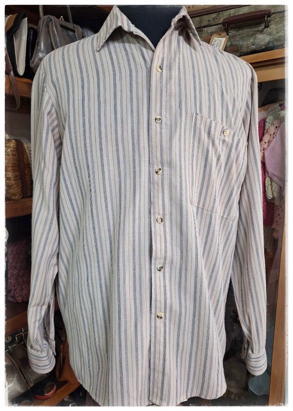 Producto - Camisa Masculina Estampado a rayas