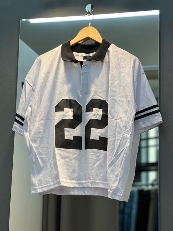 Producto - CHOMBA BOXY FIT 22 B