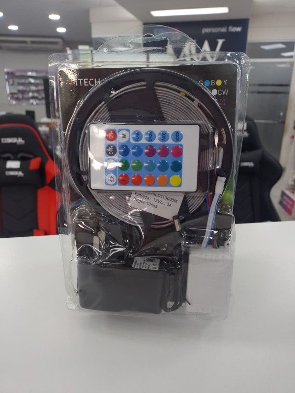 Producto - Tira Led RGB con Fuente 12v y Control Remoto 5 metros Aitech AILD113000M