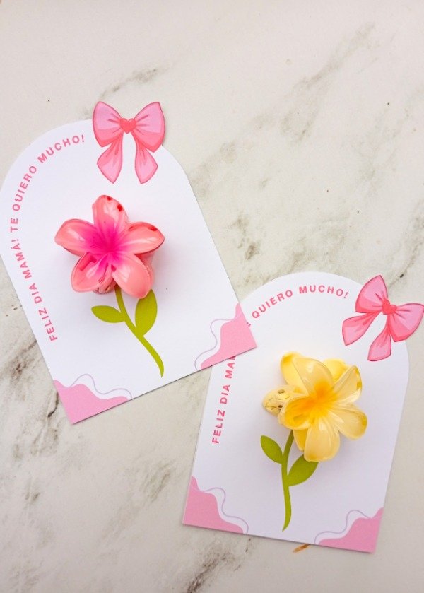 Producto - Broche chico feliz día mamá (por unidad)