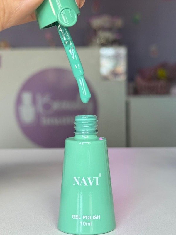 Producto - Esmalte Navi verde menta nro 024