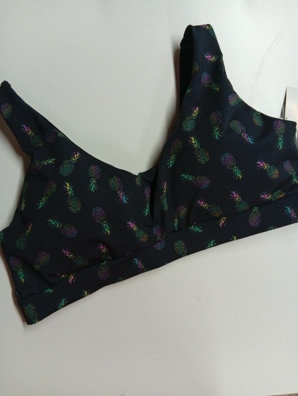 Producto - Top piñas fdo negro