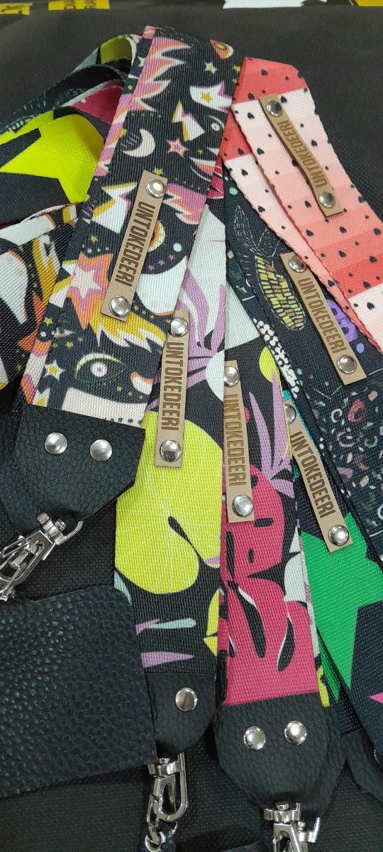 Producto - MANOS LIBRES C/ APLIQUE