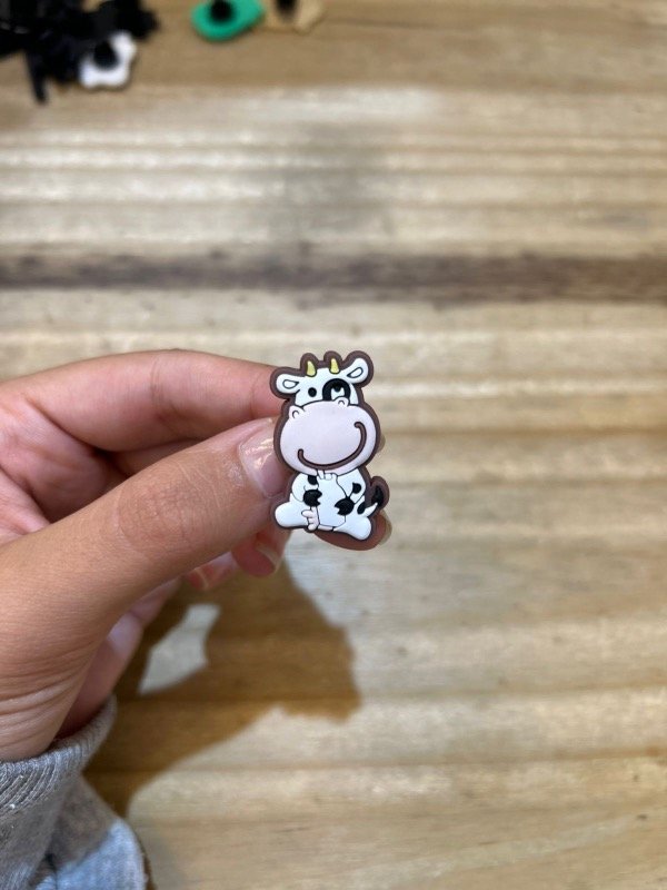 Producto - Pin para ropa VETERINARIA ( vete7 )