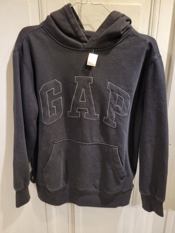 Producto - Buzo GAP hoodie negro Talle 16 años - PRECIO: 50X - 0