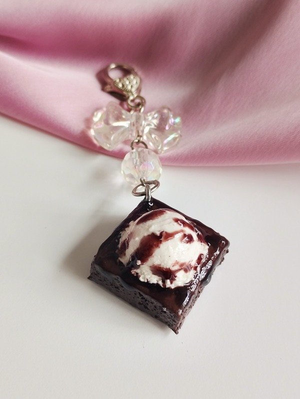 Producto - Llavero Brownie con Helado