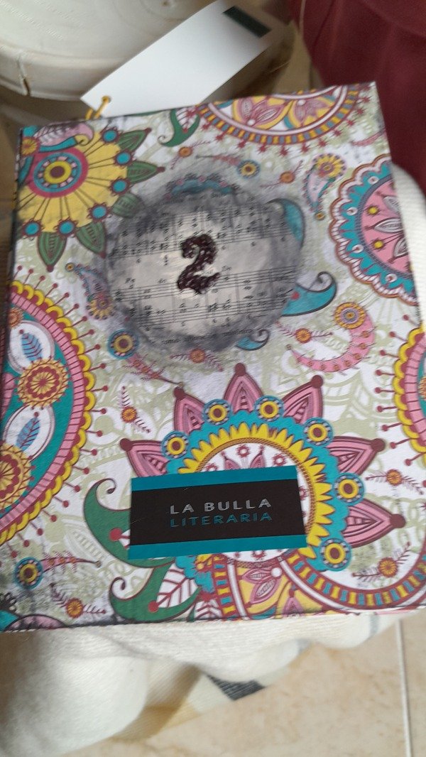 Producto - BITÁCORA DE ESCRITOR 2, diario, juegos, agenda, arte y algo de taller literario