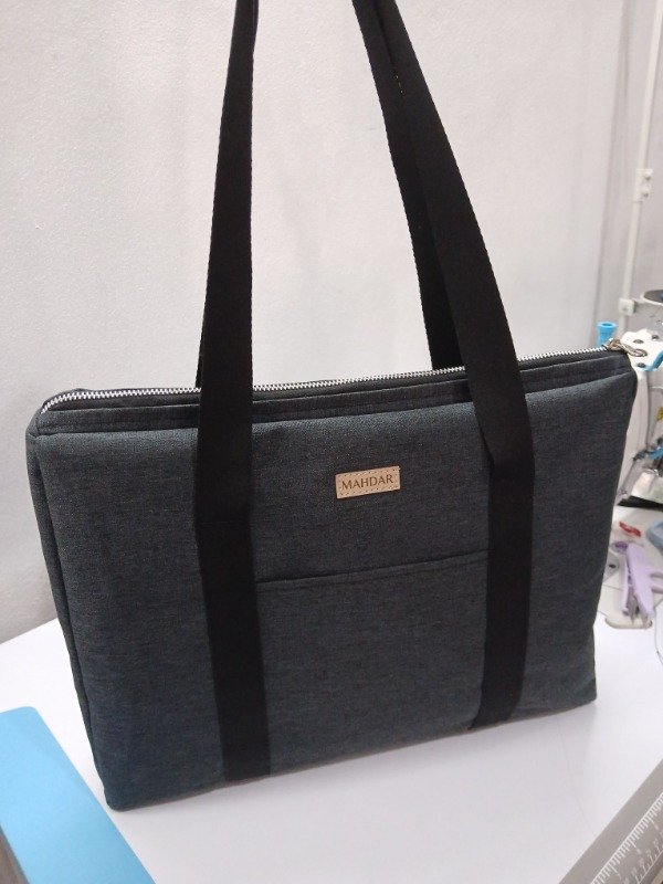 Producto - Bolso Impermeable Negro Topo