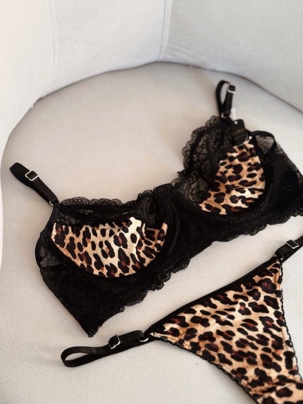 Producto - Conjunto animal print aro
