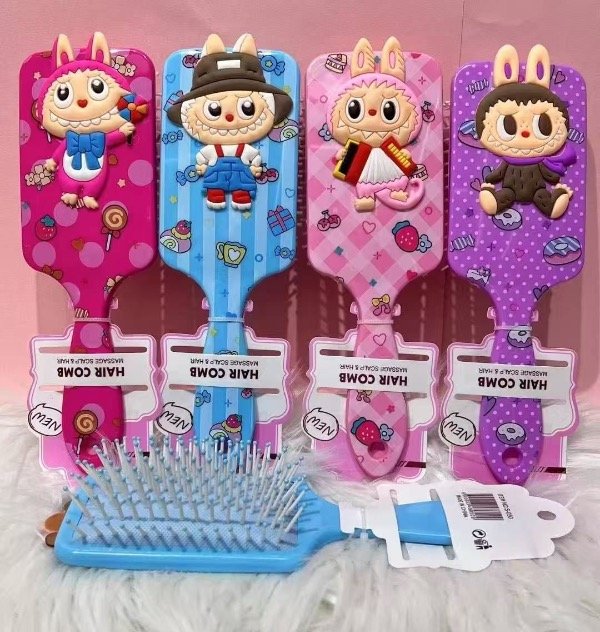 Producto - Cepillo de pelo labubu1