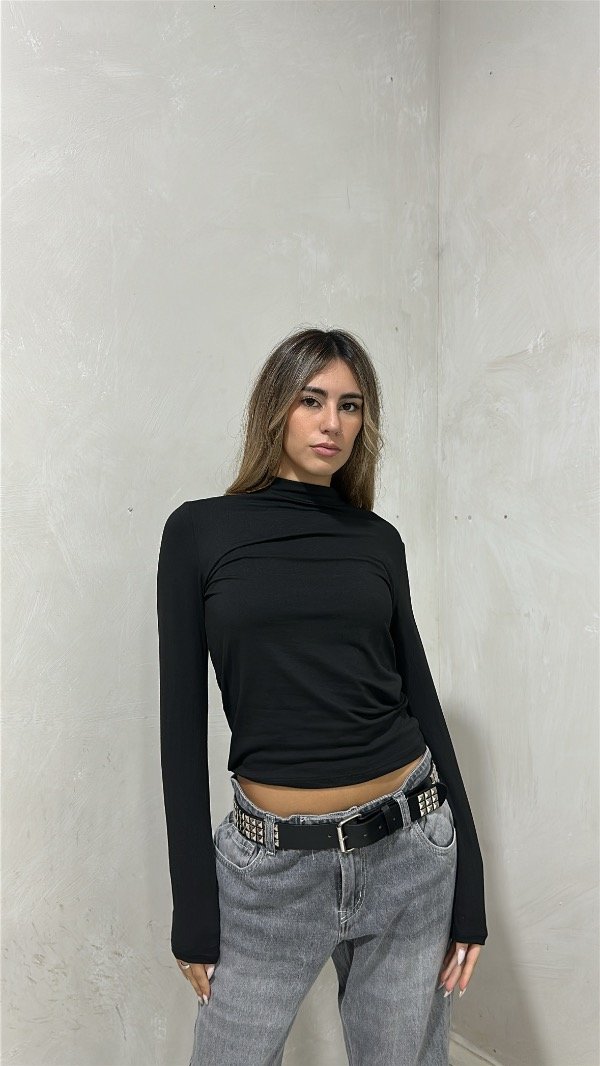 Producto - Media polera básica - 1