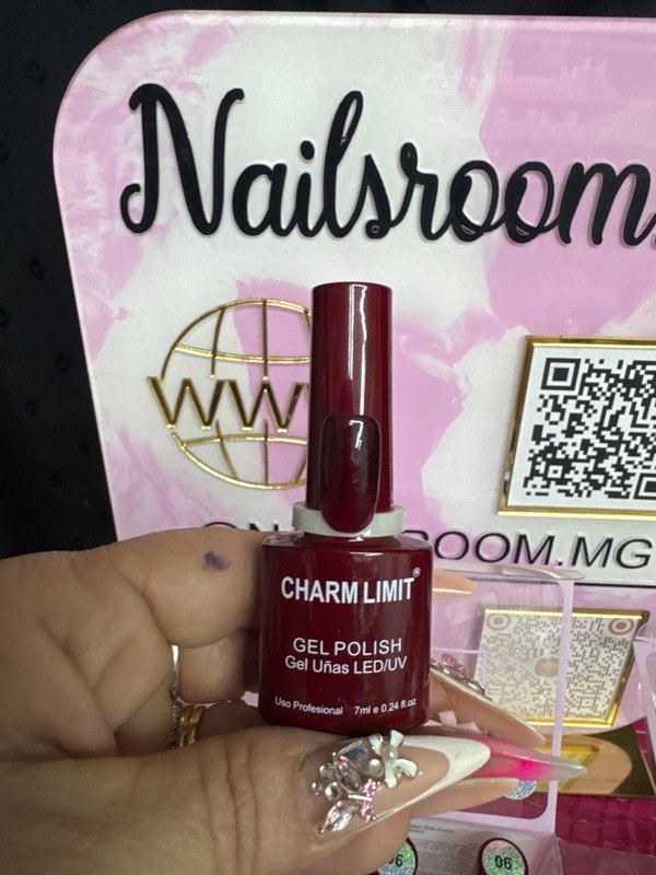 Producto - Esmalte charm limit aprobado bordo N06