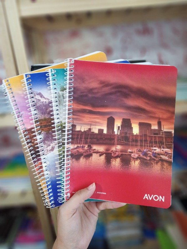 Producto - Cuaderno Ledesma Avon Con Espiral 16x21