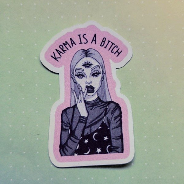Producto - Karma is a bitch