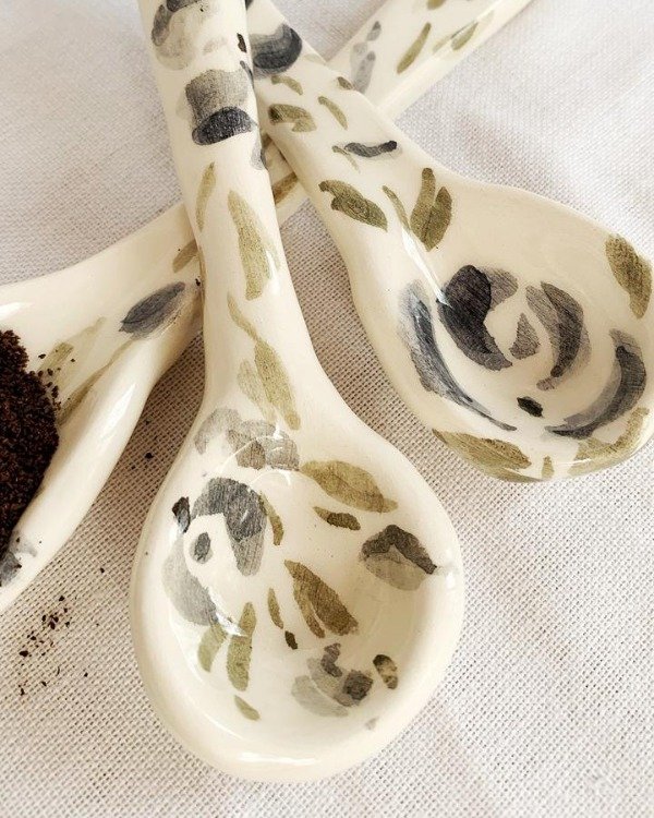 Producto - Juego de cucharas de ceramica con flores azules