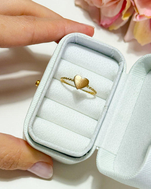 Producto - Anillo torzado con corazon