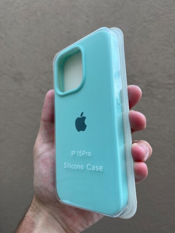 Producto - Silicone 15 pro celeste esmeralda