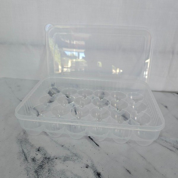 Producto - Huevera plástica para 24 huevos