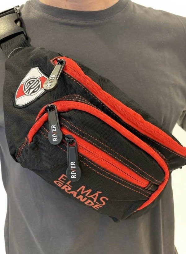 Producto - Riñonera River Plate detalles Rojos