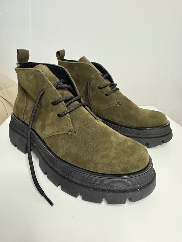 Producto - Cloe oliva gamuzon            ( Envio Gratis )