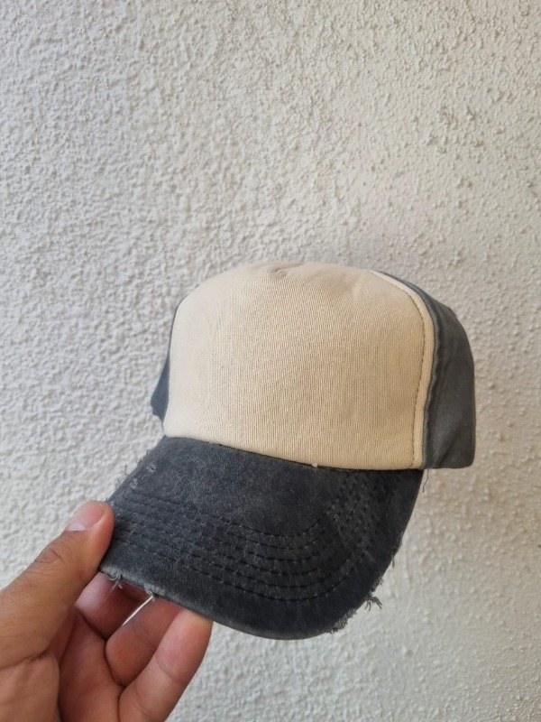Producto - Gorra LISA COMBINADA VINTAGE  REGULABLE NEGRA-GRIS