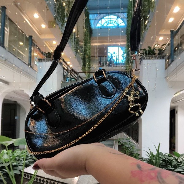 Producto - Bag black con cadenas
