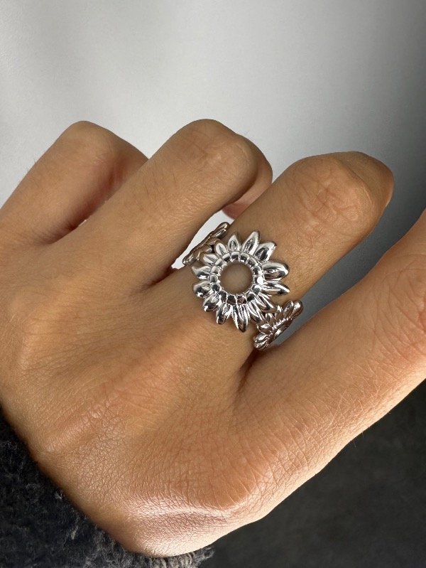 Producto - Anillo sol flor aq