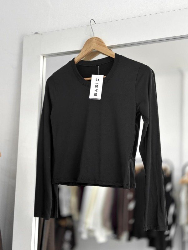 Producto - Remera Gina negra