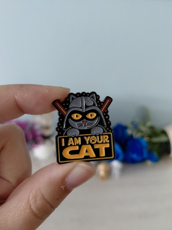 Producto - Pin metalizado - "I am your cat" Parodia a Star Wars #1197