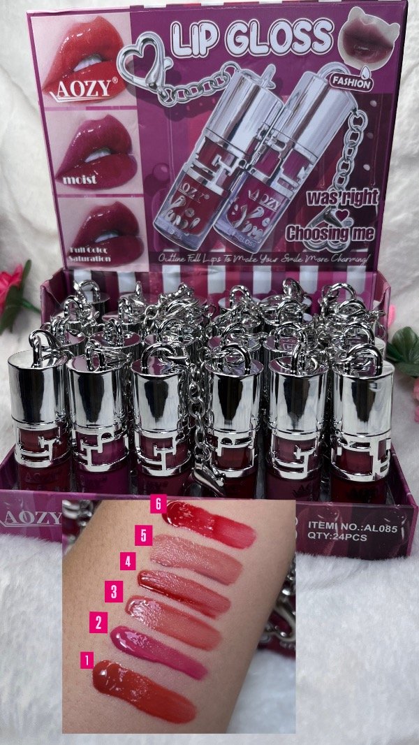 Producto - Lip gloss aozy con llaverito