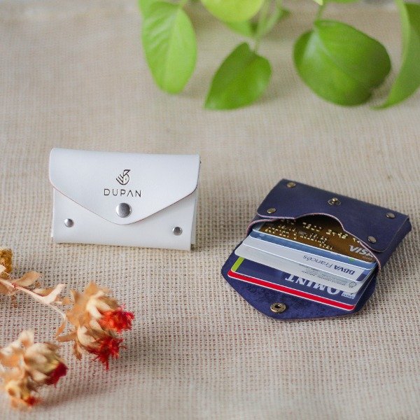 Producto - Porta Tarjetas con Remaches. Modelo: PARANÁ