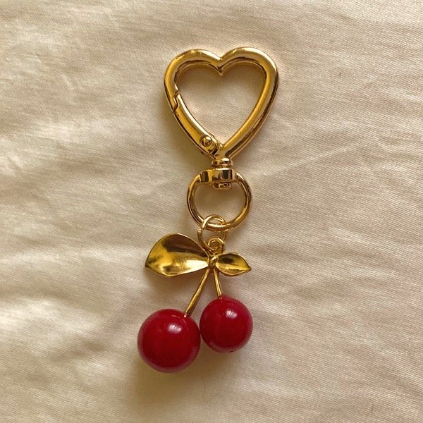Producto - Llavero Cereza