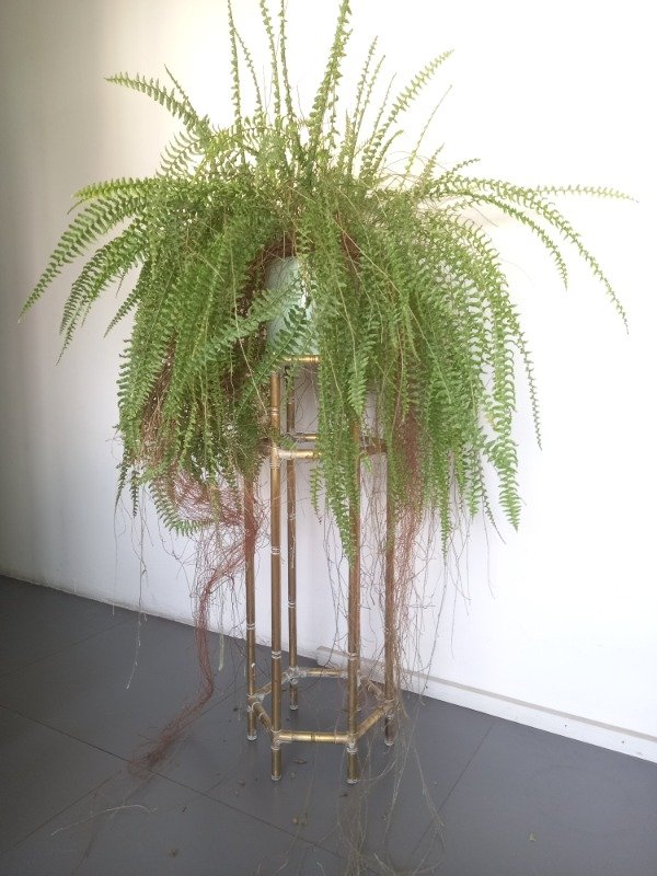 Producto - Mesita alta bronce y vidrio