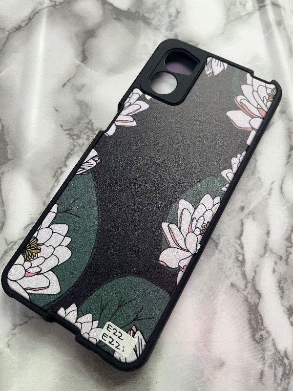 Producto - Funda diseño flores Motorola E13