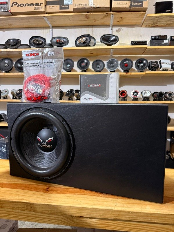 Producto - COMBO SUB 15" BOMBER 1200RMS + SOUNDIGITAL 1200.1 + CABLES + CAJON MDF DUCATDO