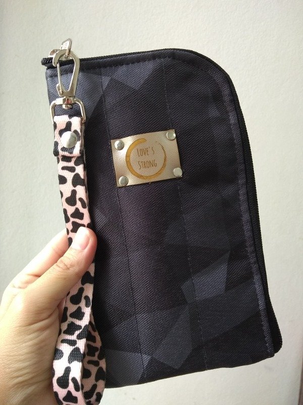 Producto - Porta celu-billetera Tokio. Etiopía Black