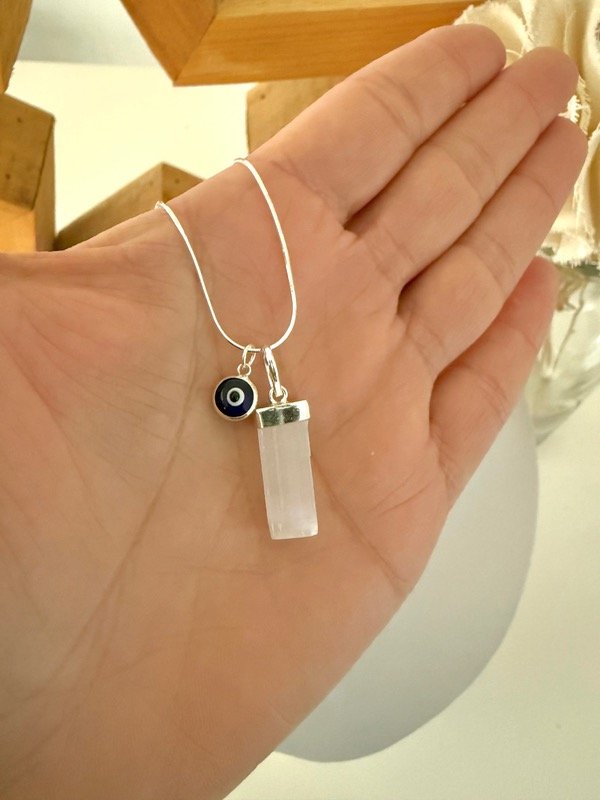 Producto - Bruselas SELENITA con ojito protector (pieza única)