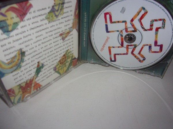 Producto - CD PALOSANTO UNA MANO EN LA SELVA ARG 35B LATIN ROCK - 2