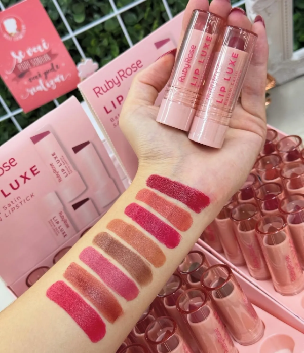 Producto - Batom lip luxe Ruby Rose