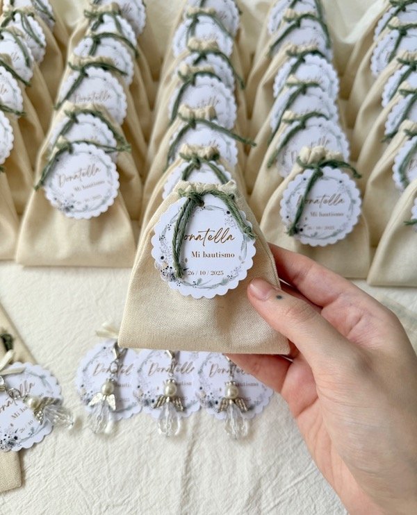 Producto - Souvenir llavero #4 + bolsita de lienzo - hilo color verde musgo