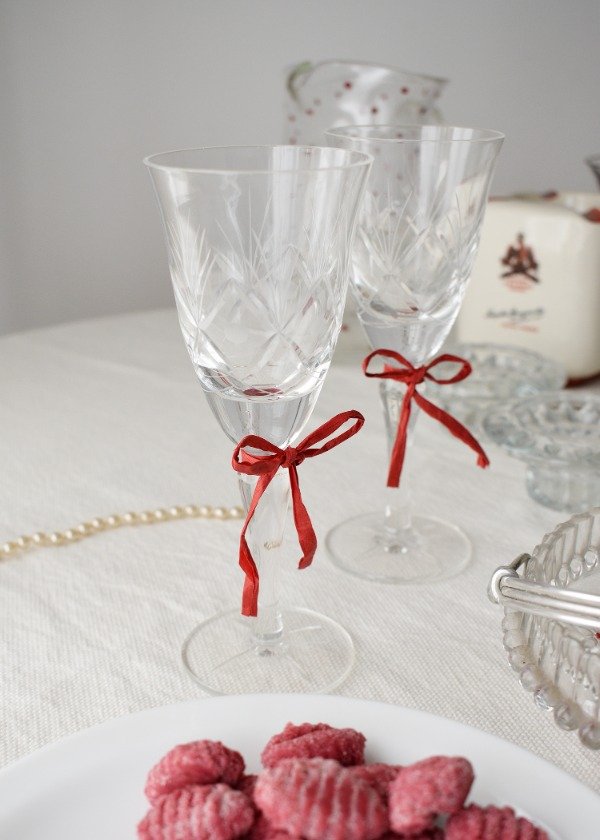 Producto - Set de cuatro copas de cristal tallado - 0