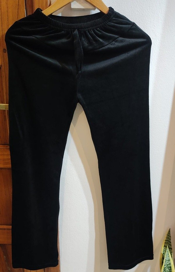 Producto - PANTALON DE PLUSH TALLE 2 NEGRO