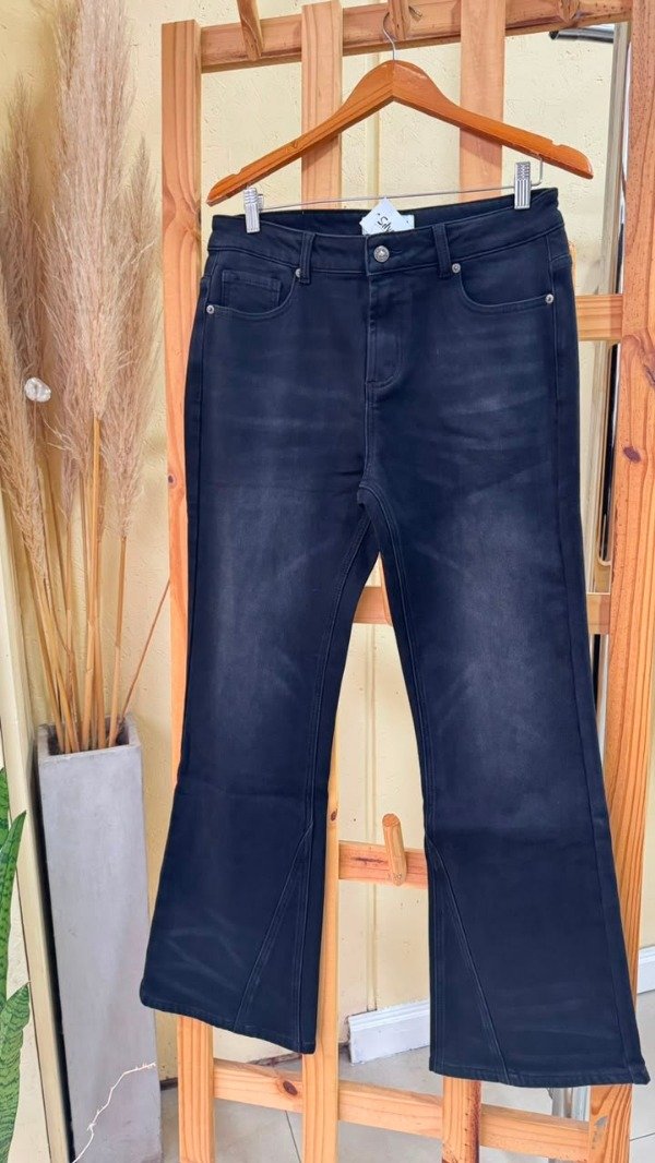Producto - Jean Oxford Frisado NEGRO