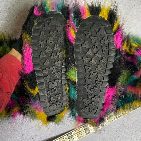 Producto - Scenecore Fur Boots - 5