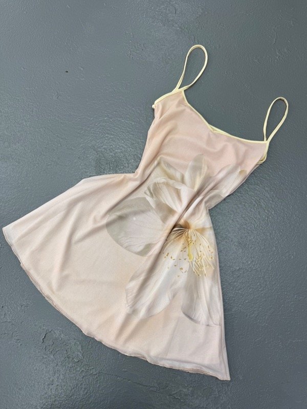 Producto - Vestido flor vainilla