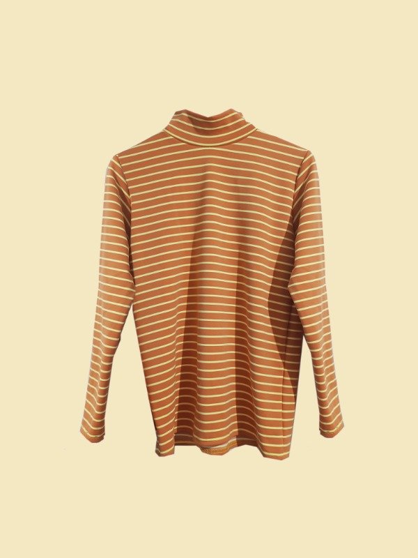 Producto - Polera marroncita