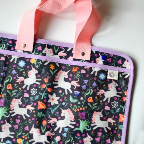 Producto - Valija XL Unicornios (incluye materiales) - 0