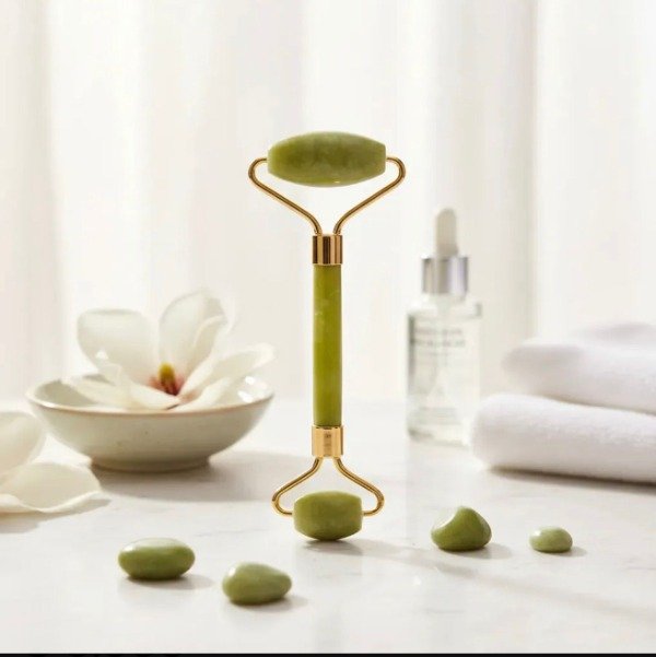 Producto - Masajeador facial rodillo de Jade