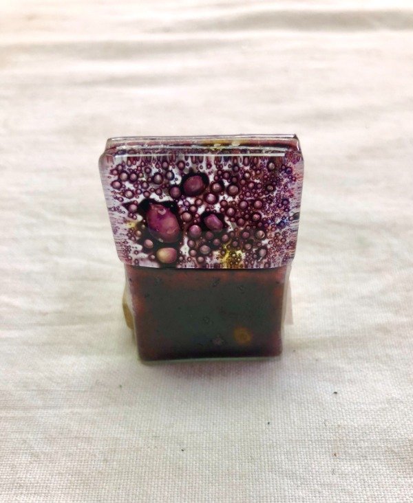 Producto - Esmalte color violeta Ro